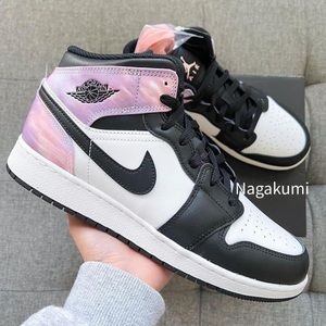 🌸 Nike Air Jordan 1 Mid white black aurora shoes